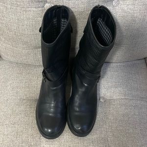 Aquatalia boots